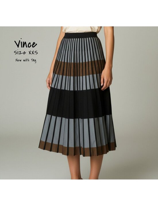 Vince Dresses & Skirts - Vince Women’s Color block Skirt, Size XXS, brand new with tags.